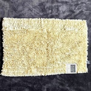 New Plush Chenille Bath Mat: Luxuriously Soft Highly Absorbent Non-Slip 20 × 32"